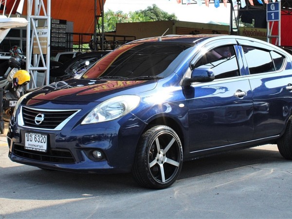 ผ่อน 2xxx 2012 Nissan Almera 1.2 E Pure Drive CVT AT สีน้ำเงิน เกียร์ออโต้ มือแรกออกห้าง สีเดิม น็อตโครงสร้างตัวรถไม่ขยับ รถเดิมสวยๆครับ