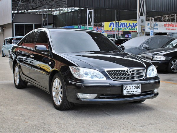 2005 Toyota Camry 2.4 Q AT สีดำ เกียร์อัตโนมัติ รุ่นท๊อปสุด ไม่มีชน เครื่องช่วงล่างขับดี แก๊สLPGเพิ่งติดตั้งไม่นานวันมานี้ ไมล์แท้เจ้าของดูแลมาดีมาก