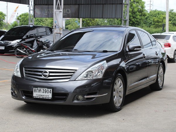 2010 Nissan Teana 2.5 XV 250 V 6 AT สีเทา เกียร์ออโต้ หลังคาซันรูฟ รถสวยมาก ไม่มีอุบัติเหตุ ไม่แก๊ส