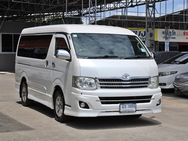 จัดไฟแนนท์เอาไปทำป้ายเหลืองได้เลยครับ 2014 Toyota Ventury 2.7 V AT สีขาว เครื่องเบนซินเกียร์ออโต้