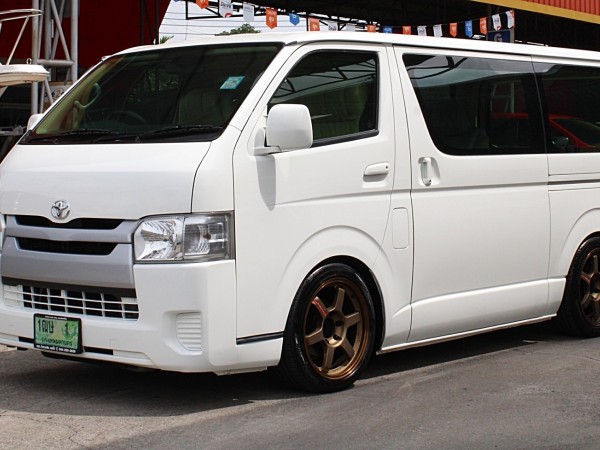 โม่งน้อย แต่ง VIP 2018 Toyota Hiace 3.0 GL D4D MT