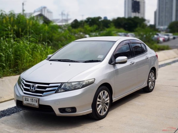 2012 Honda City สีเงิน