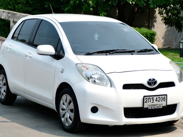 Toyota Yaris 1.5 J ปี: 2013 สี: ขาว ไมล์ 140,000 กม.
