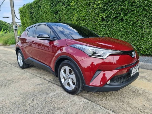 TOYOTA #CHR HYBRID MID สีแดง-ดำ สวยเนี๊ยบทุกจุด