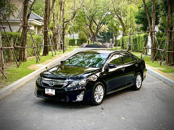 Toyota Camry 2.5 HV Premium Navi TOP ไมล์น้อยสุดในตลาด สวยสุดแน่นอนคะ