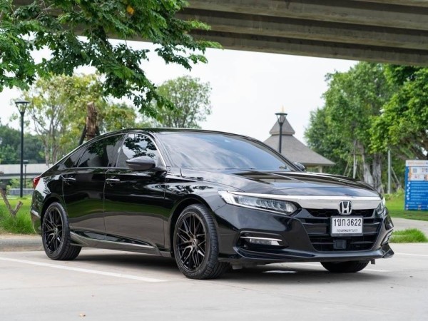 2020 Honda Accord สีดำ