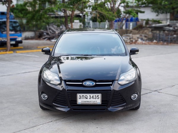 2014 Ford Focus สีดำ