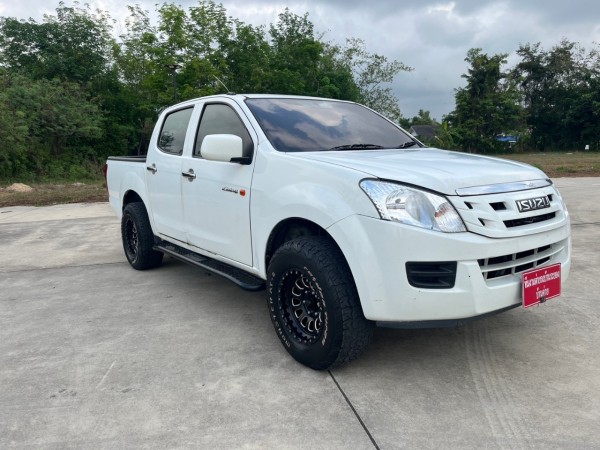 2014 Isuzu D-Max CAB4 สีขาว