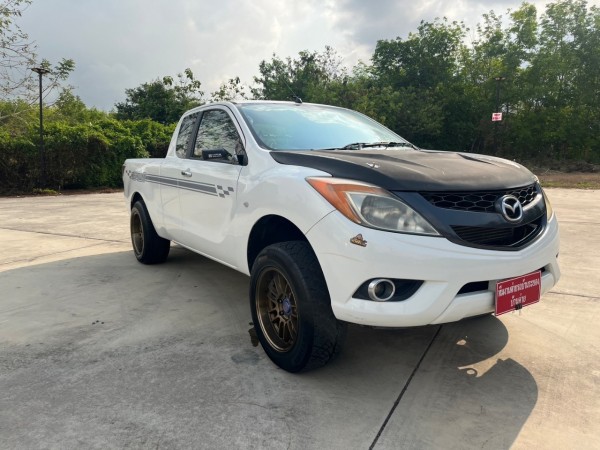 2015 Mazda BT-50 Double Cab สีขาว