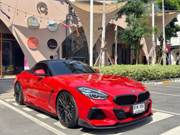 2020 BMW Z4 G29 สีแดง