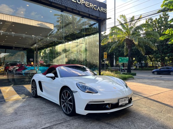 2016 Porsche 718 Boxster S สีขาว