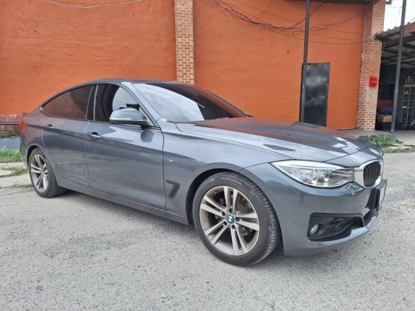 2015 BMW 320d GT Sport สีเทา