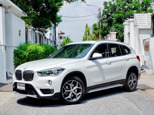 2017 BMW X1 F48 สีขาว