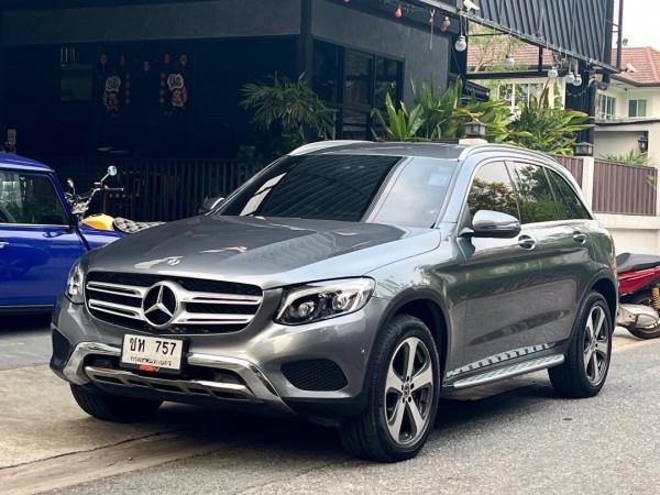 2018 Mercedes-Benz GLC-Class GLC 250 d สีเทา