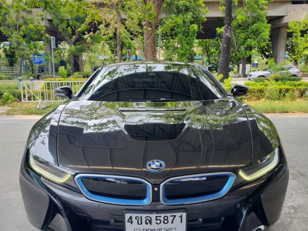 2015 BMW i8 สีน้ำเงิน