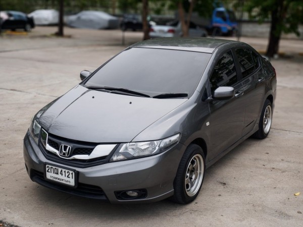 2013 Honda City สีเทา