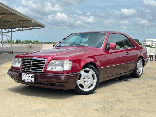 1992 Mercedes-Benz E-Class W124 280E สีแดง