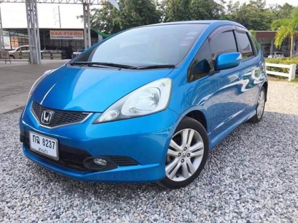 Honda Jazz GE ปี 2010 สีน้ำเงิน