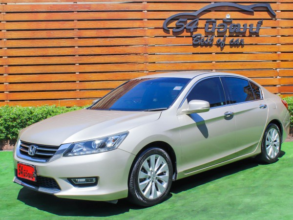 HONDA ACCORD G9 2.0 EL NAVI AT ปี 2013 สีน้ำตาล