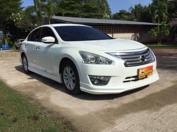 Nissan Teana L33 ปี 2015 สีขาว