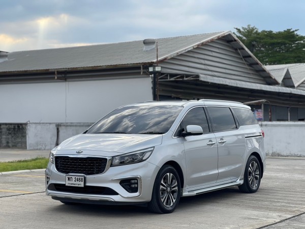 KIA Grand Carnival SXL MNC ปี 2018 จด 2019 Mileage: 80,xxx km