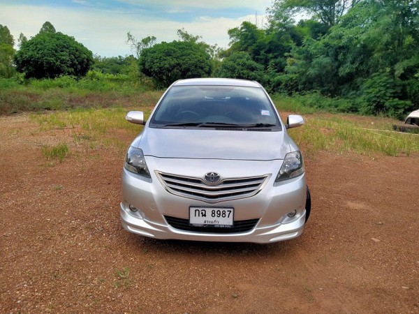 Toyota Vios ปี 2013 สีเงิน