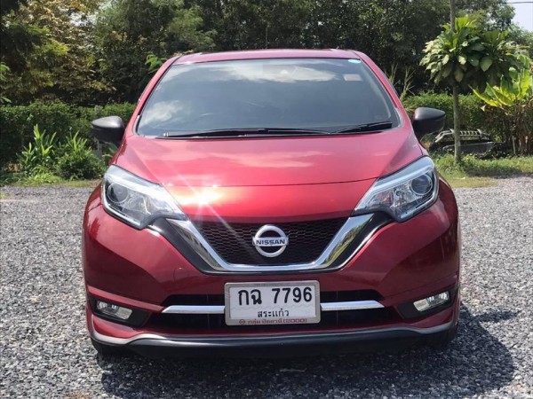 Nissan Note ปี 2017 สีแดง