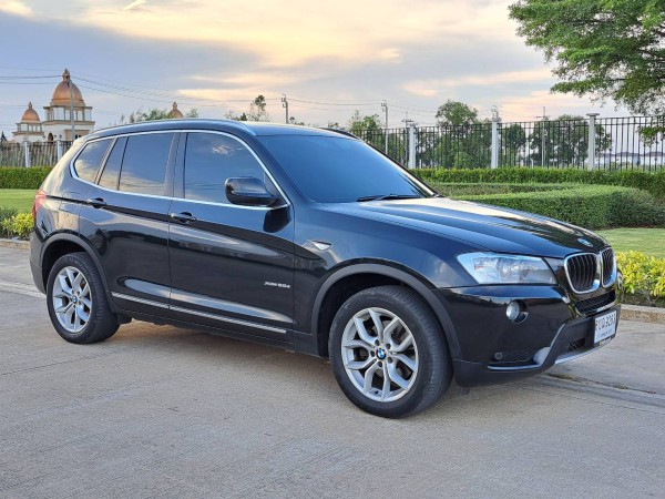 BMW X3D F25 2.0 HIGHLINE เครื่องดีเซล เบาะแดง ฝาท้ายไฟฟ้า เครื่องTWINTORBOแล้ว