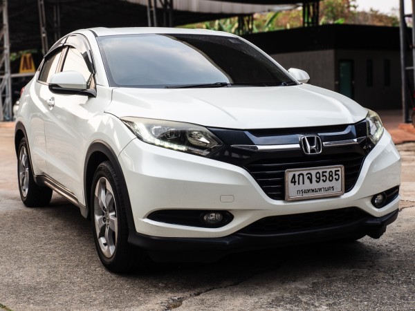 2015 Honda HR-V สีขาว