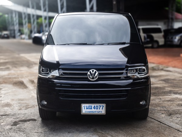 2014 Volkswagen CARAVELLE สีดำ
