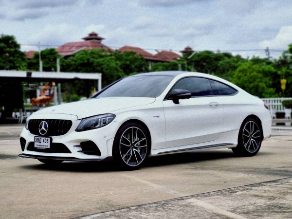 2022 Mercedes-Benz C-Class Coupe C43 AMG สีขาว