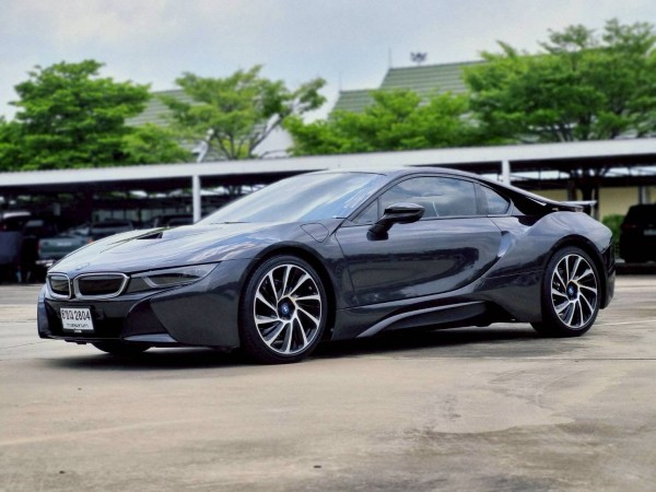 2015 BMW i8 สีเทา