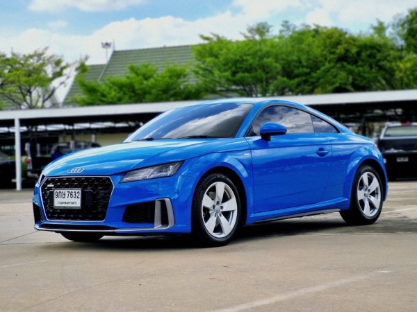 2020 Audi TT สีฟ้า