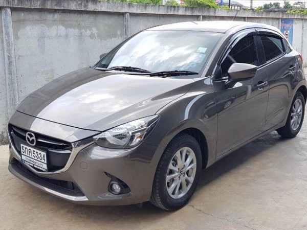 Mazda 2 Hatchback (5 ประตู) ปี 2019 สีเทา