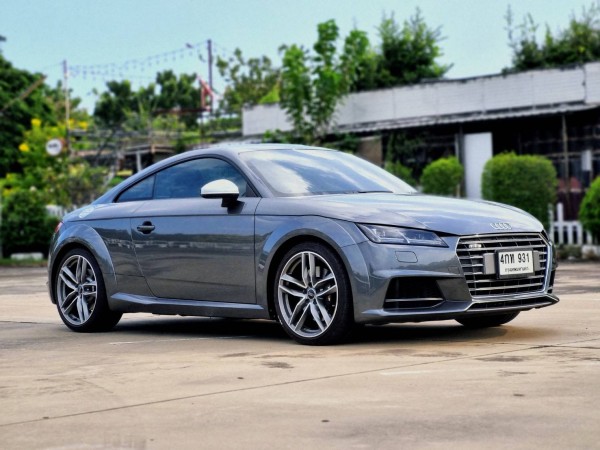 2018 Audi TT สีเทา