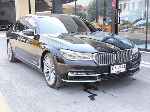 2017 BMW 740li Limousine สีดำ
