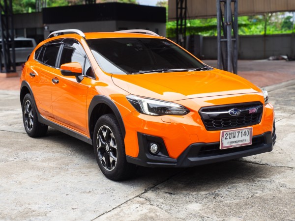 2021 Subaru XV สีส้ม