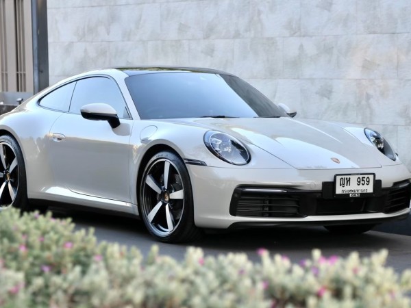 2023 Porsche 992 CARRERA 4 สีเทา