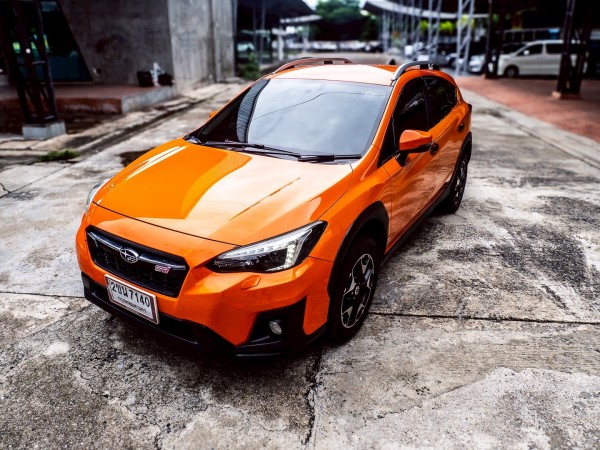 2021 Subaru XV สีส้ม