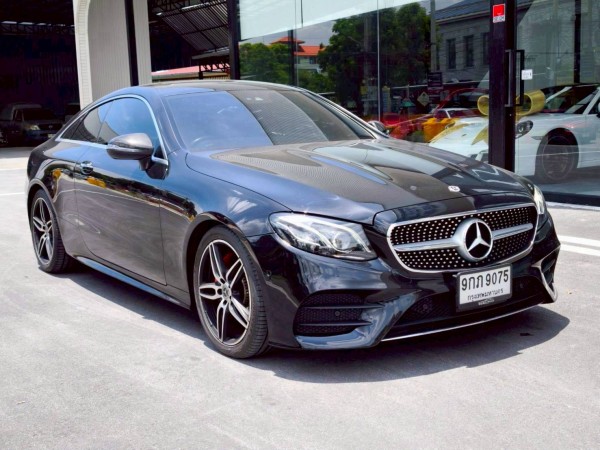 2020 Mercedes-Benz E-Class E 200 Coupe AMG สีดำ