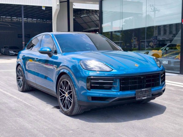 2025 Porsche Cayenne E-Hybrid สีฟ้า