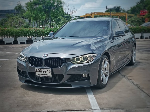 2015 BMW 320i Sport สีเทา