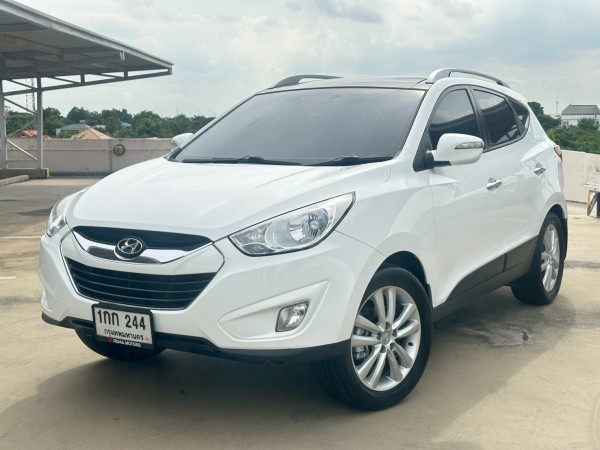 2010 Hyundai Tucson สีขาว