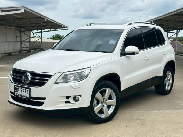 2010 Volkswagen Tiguan สีขาว