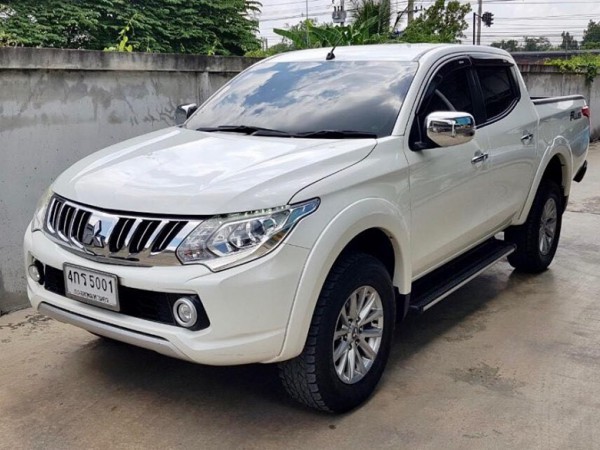 Mitsubishi Triton Double cab ปี 2014 สีขาว