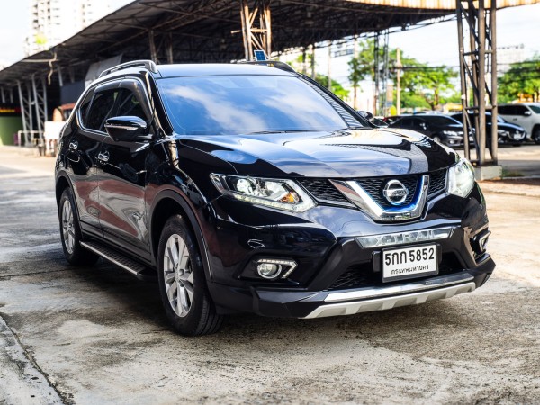 2016 Nissan X-trail สีดำ
