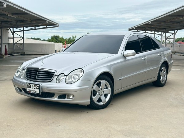 2003 Mercedes-Benz E-Class W211 E220 สีเงิน