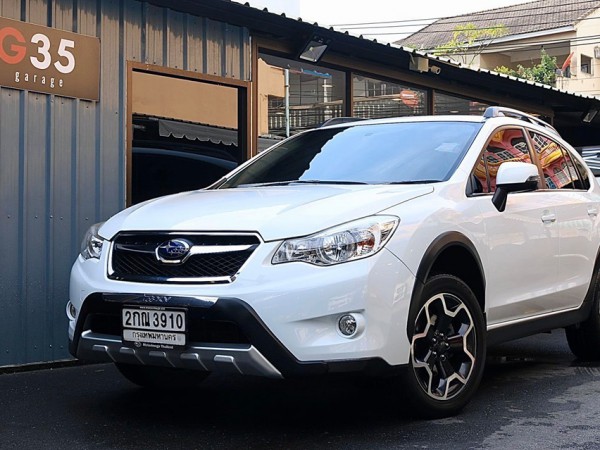 Subaru XV ปี 2013 สีขาว