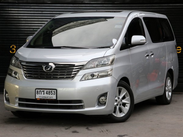 Toyota Vellfire ปี 2008 สีเงิน