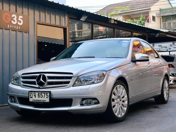 Mercedes-Benz C-Class W204 C200 ปี 2009 สีเงิน